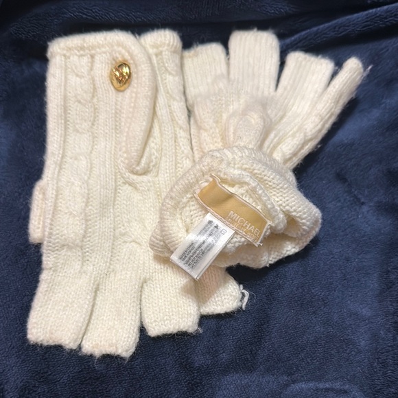 Michael Kors Ivory Knit Fingerless Gloves - Picture 2 of 3